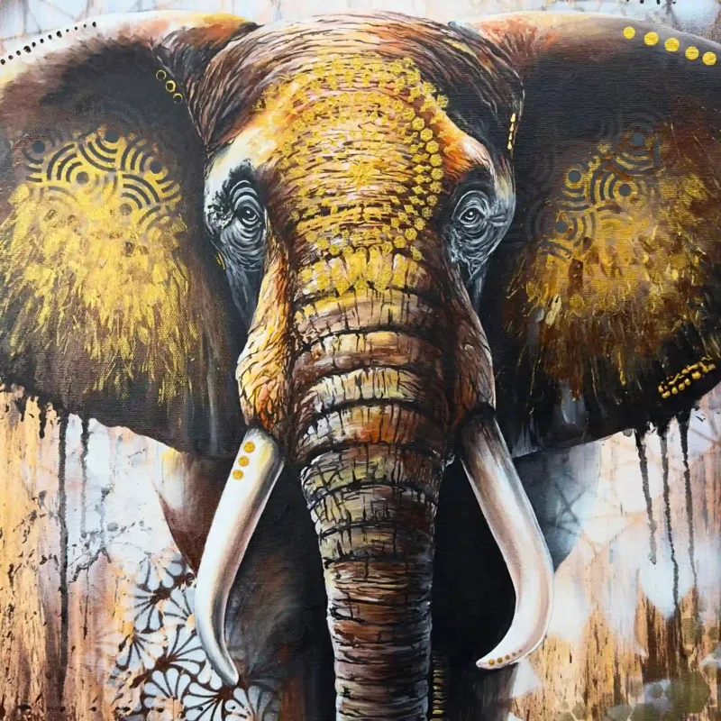 XXL Diamond Painting Set Elefant mit majestätischem Tierporträt, Goldornamenten und Fantasy-Details in Schwarz-Gold.