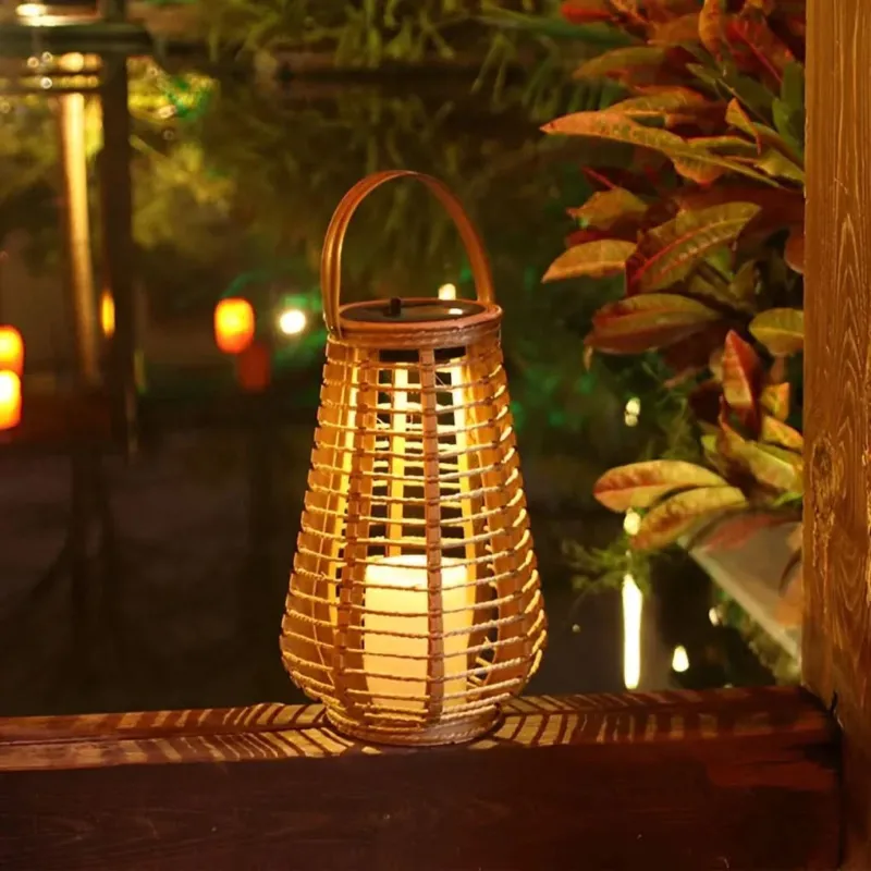 PATIOGLOW – Portable LED Lantern for Courtyard & Travel Use